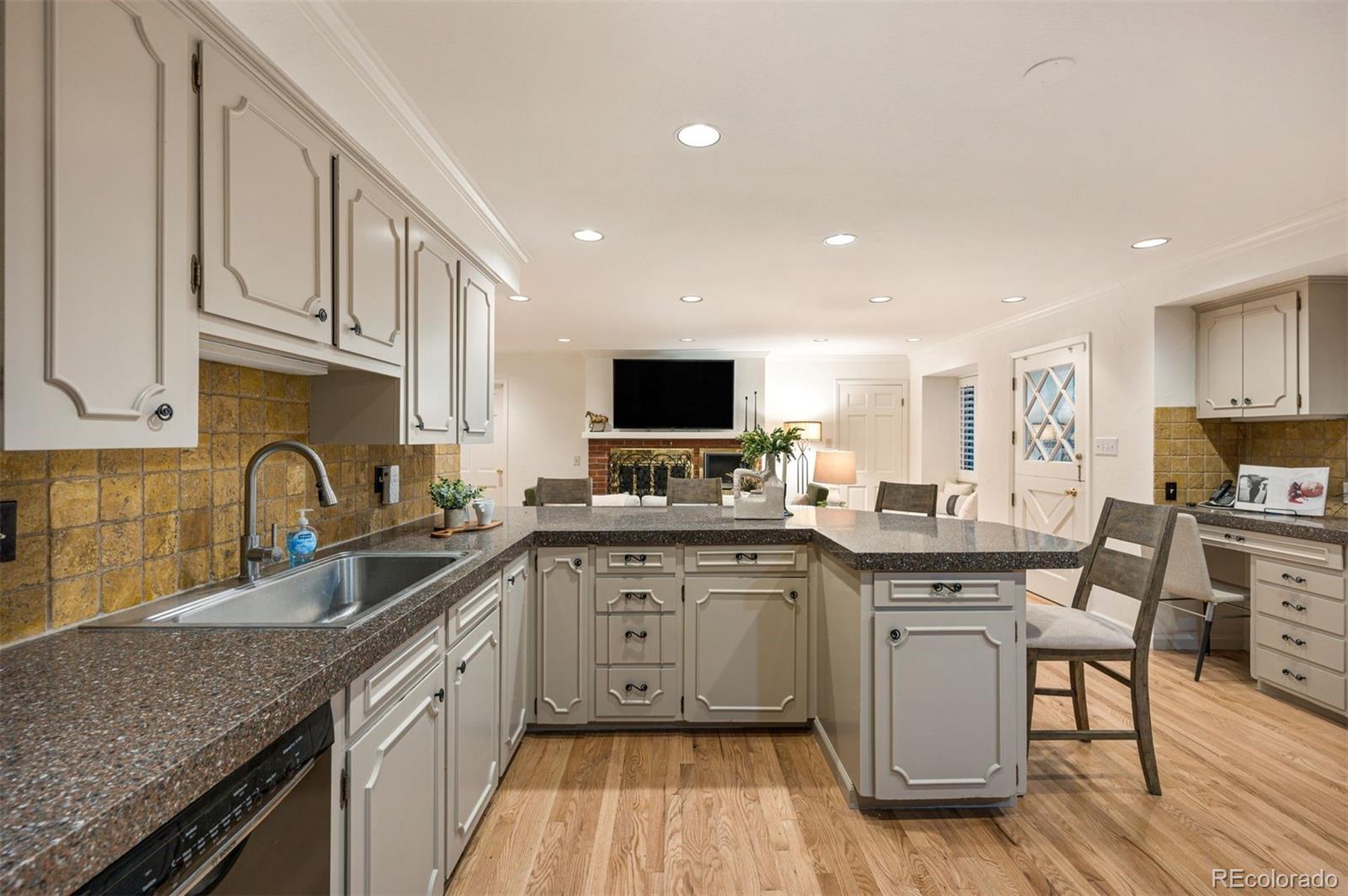 11954 W Applewood Knolls Drive