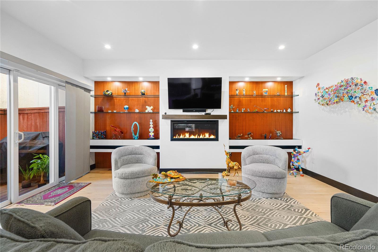 322 Steele Street