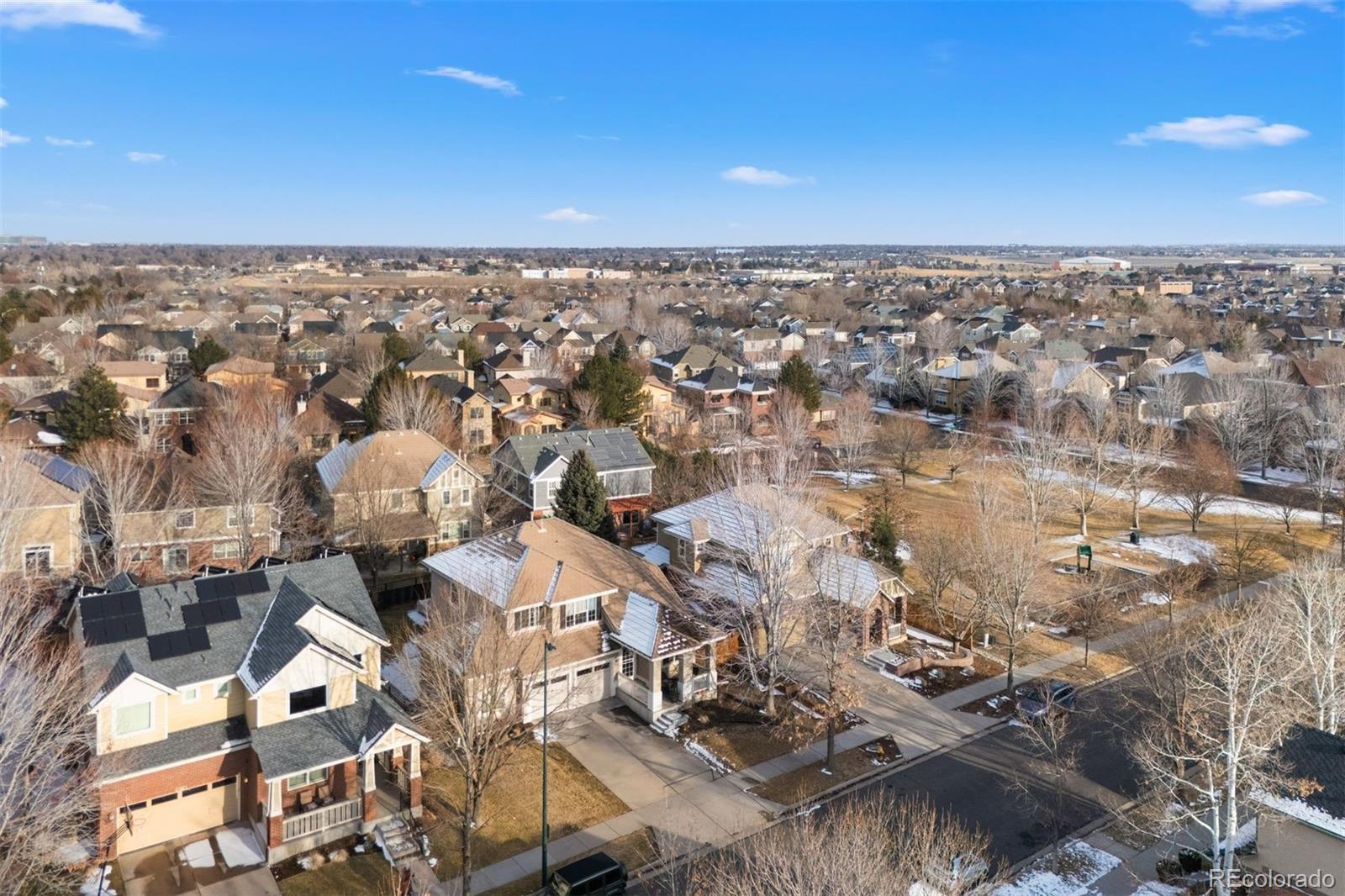 1004 Roslyn Court