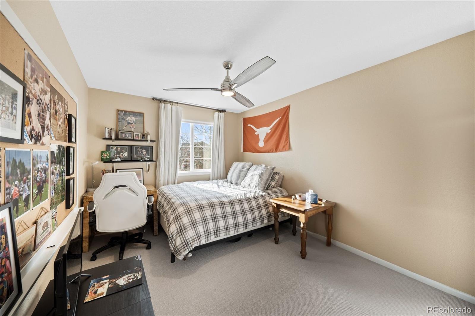 1004 Roslyn Court