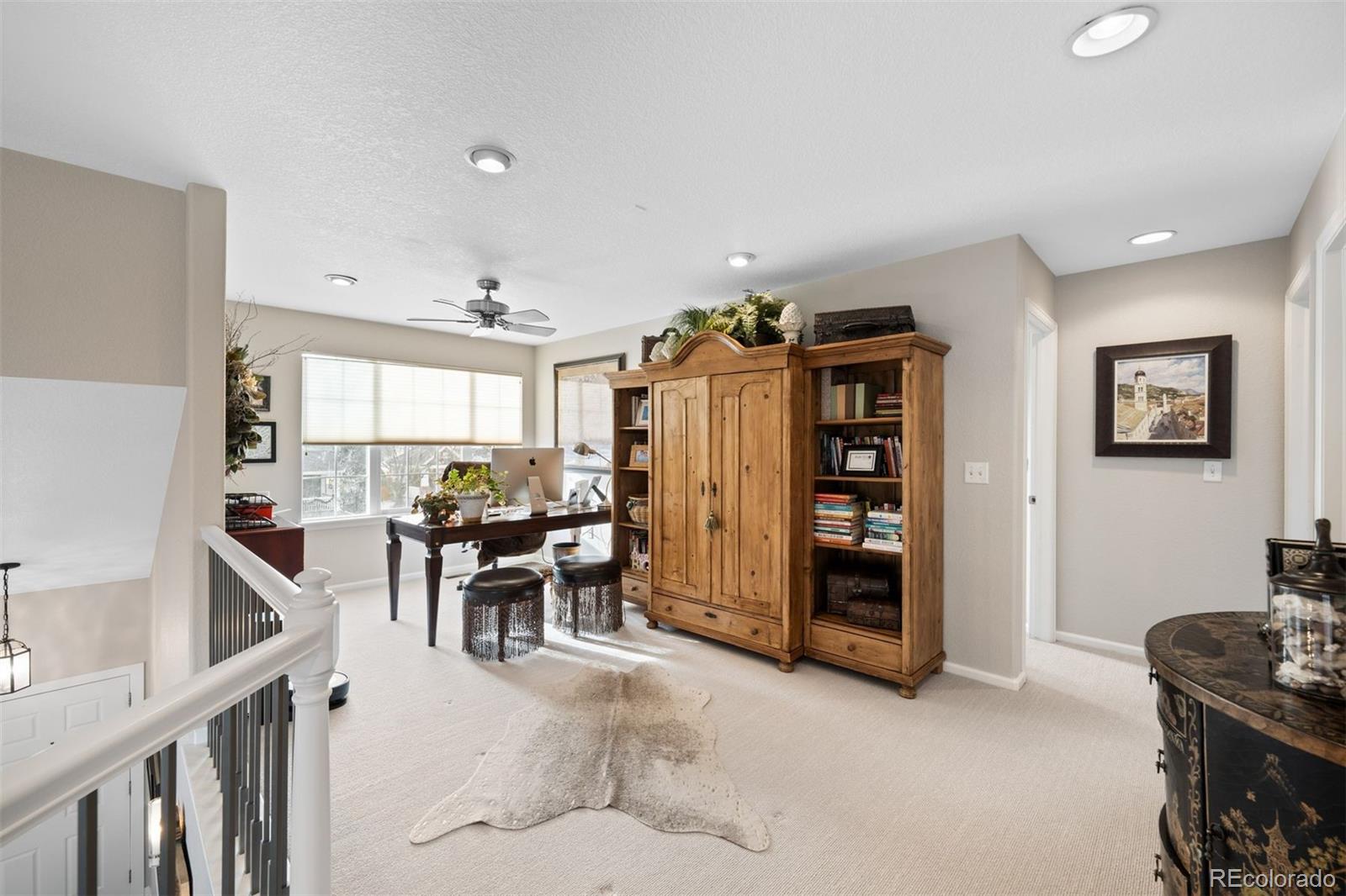 1004 Roslyn Court