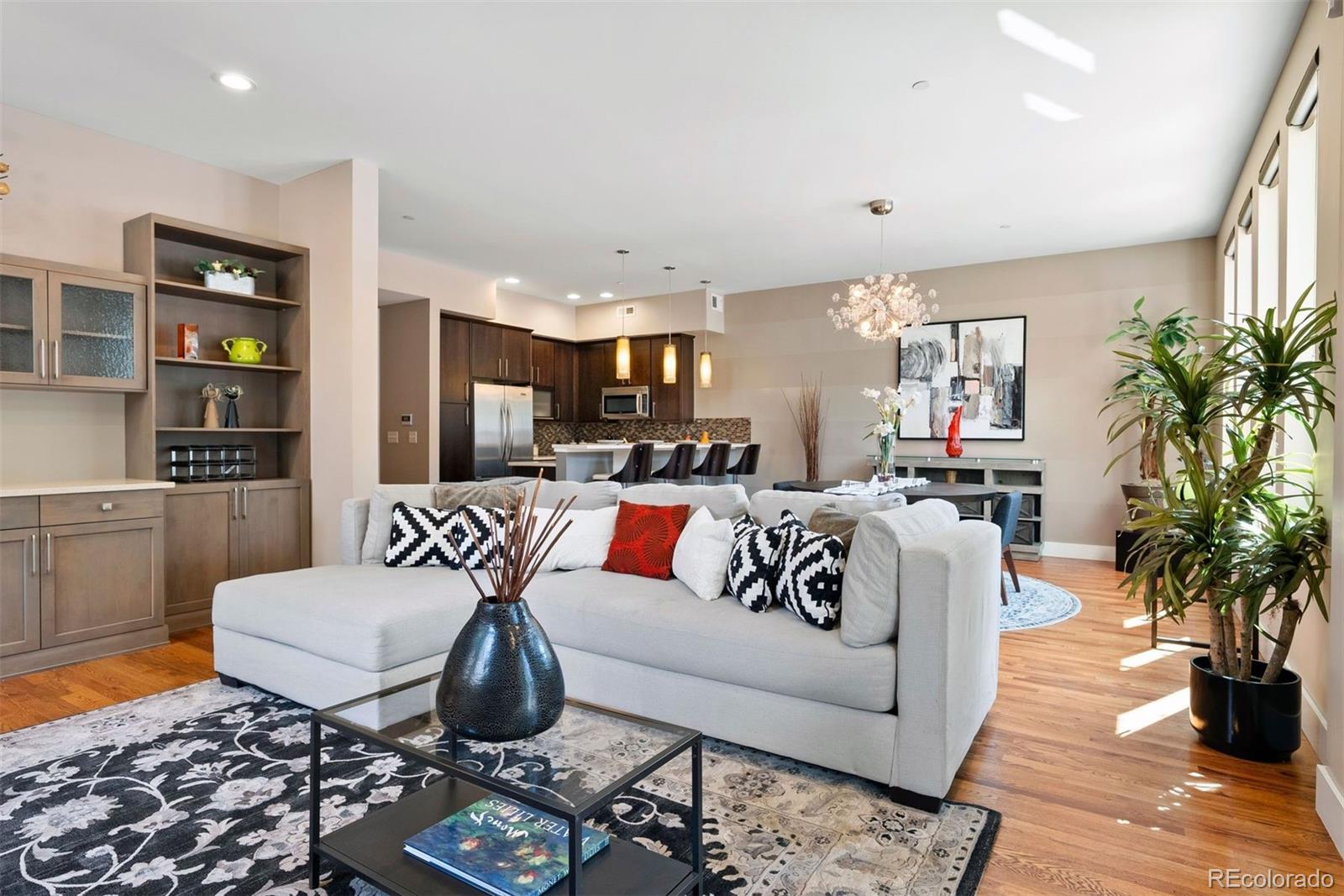 340 S Lafayette Street Unit: 102