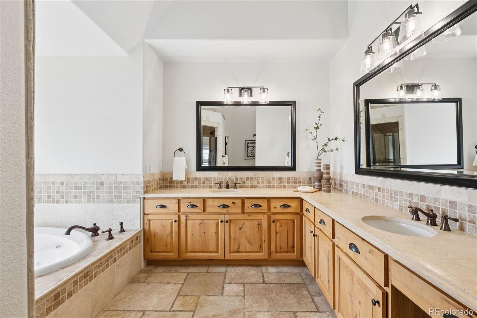 37158 Dickerson Run