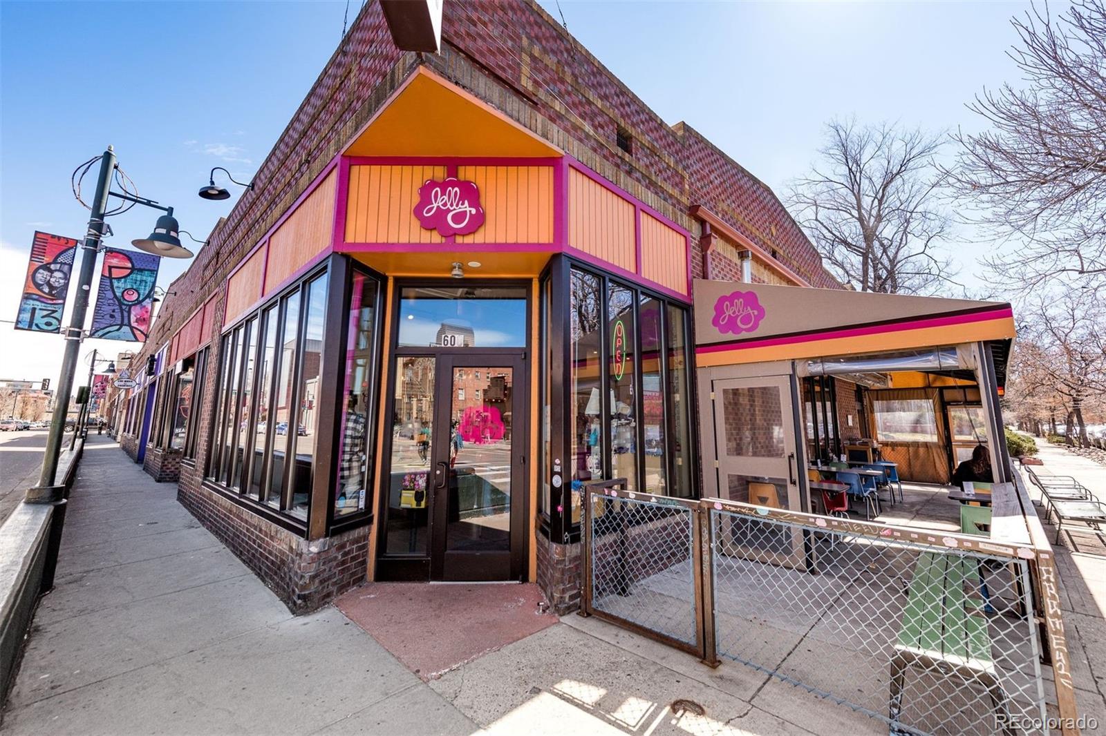 1032 N Clarkson Street Unit: 201