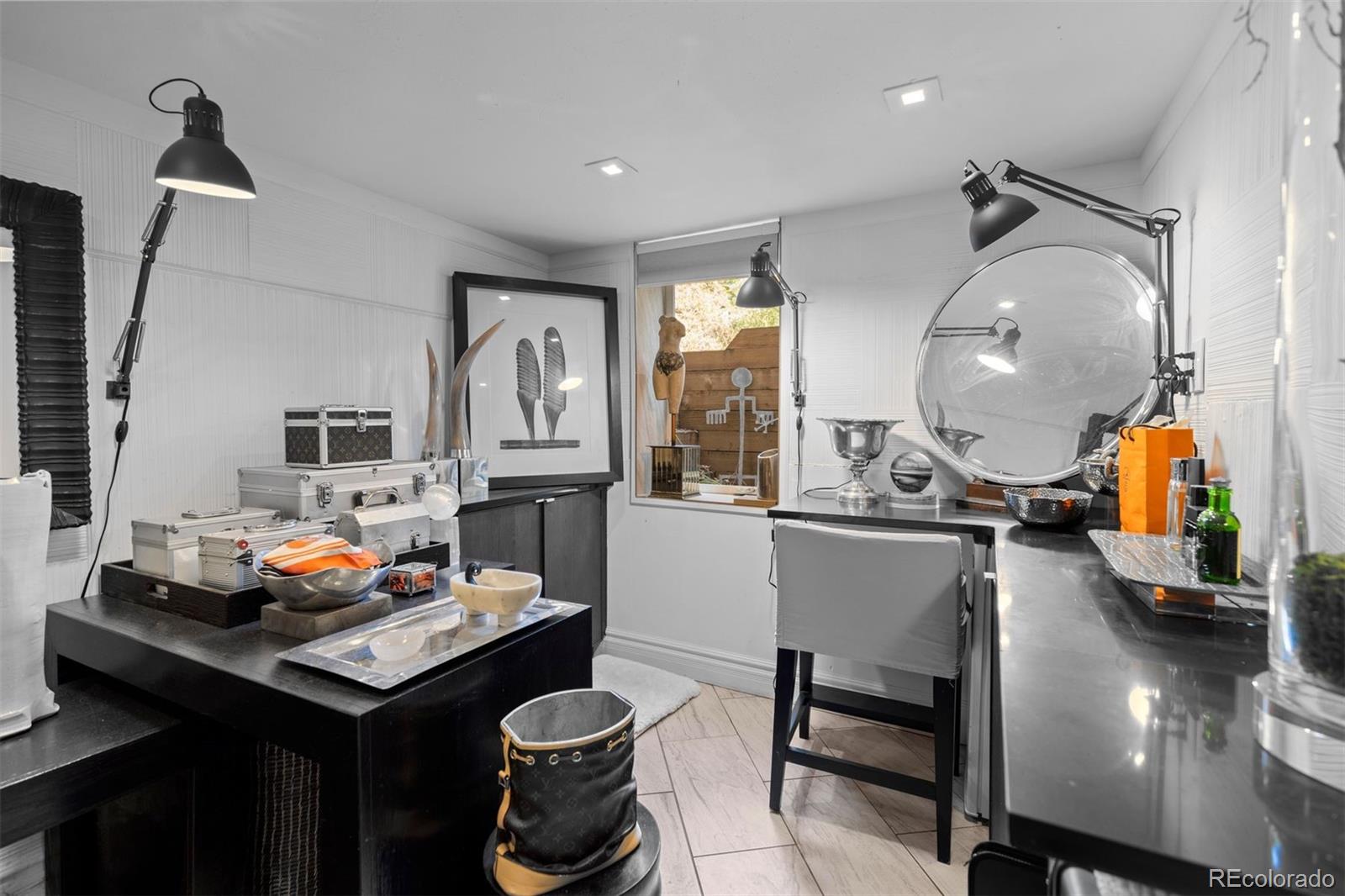 2510 N Monaco St Pkwy