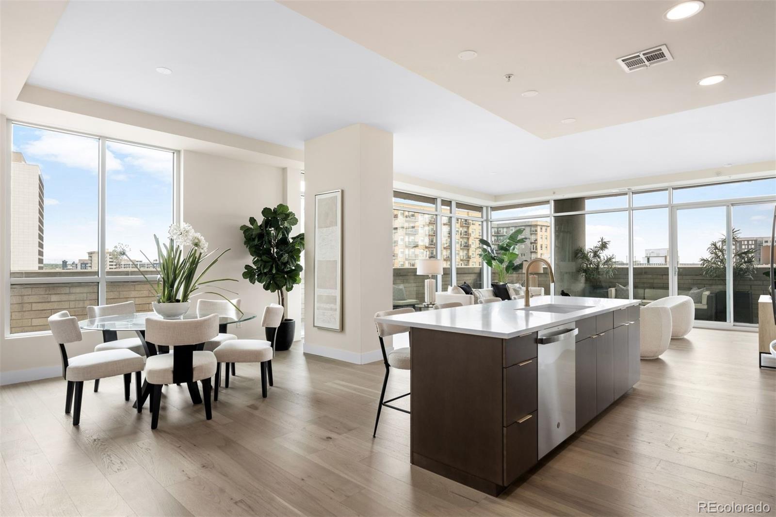 2001 Lincoln Street Unit: 721
