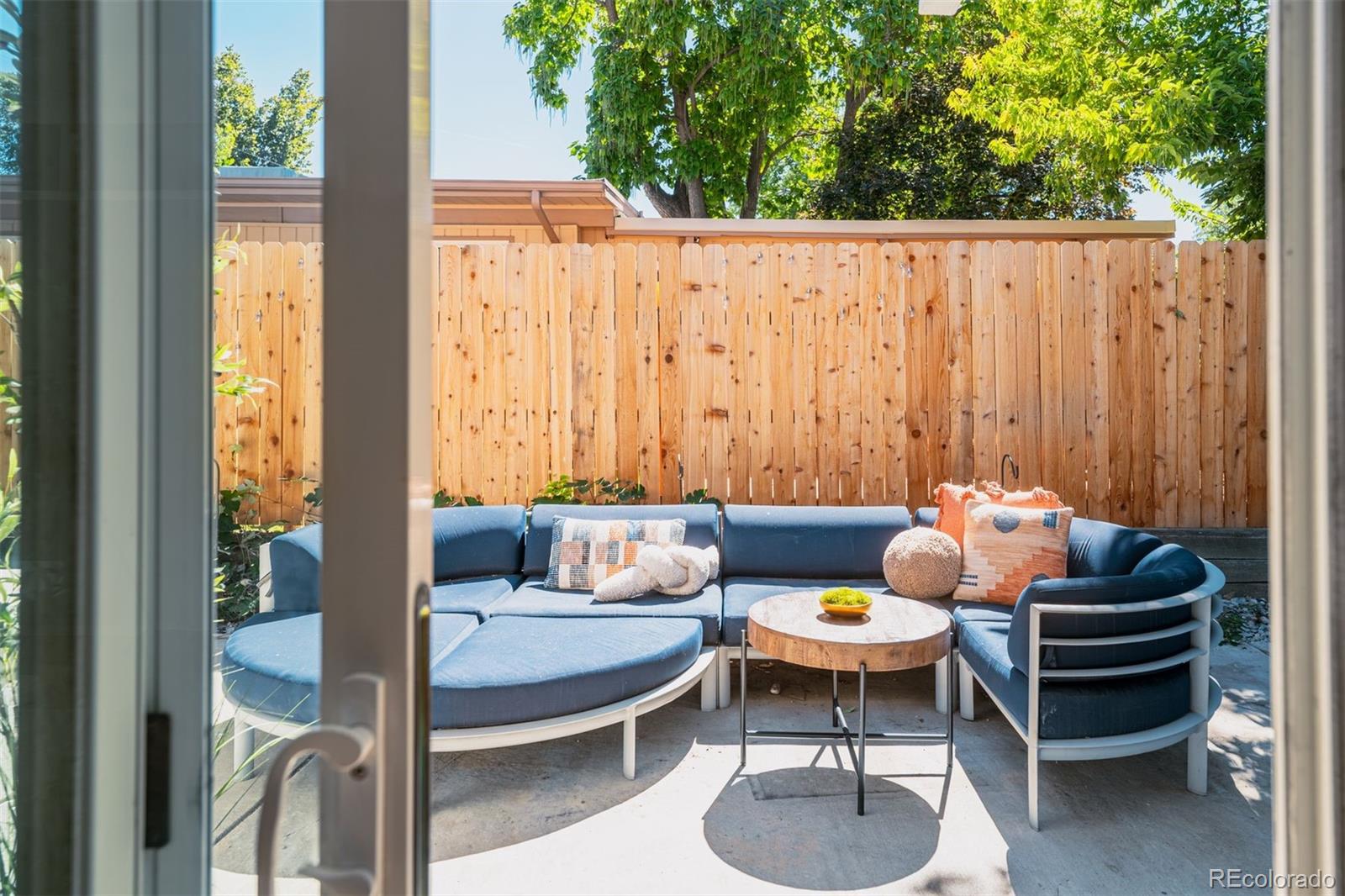 1458 S Fairfax Street