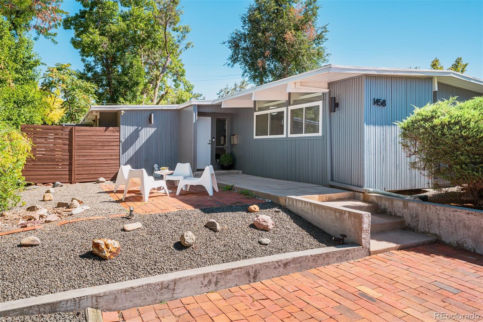1458 S Fairfax Street