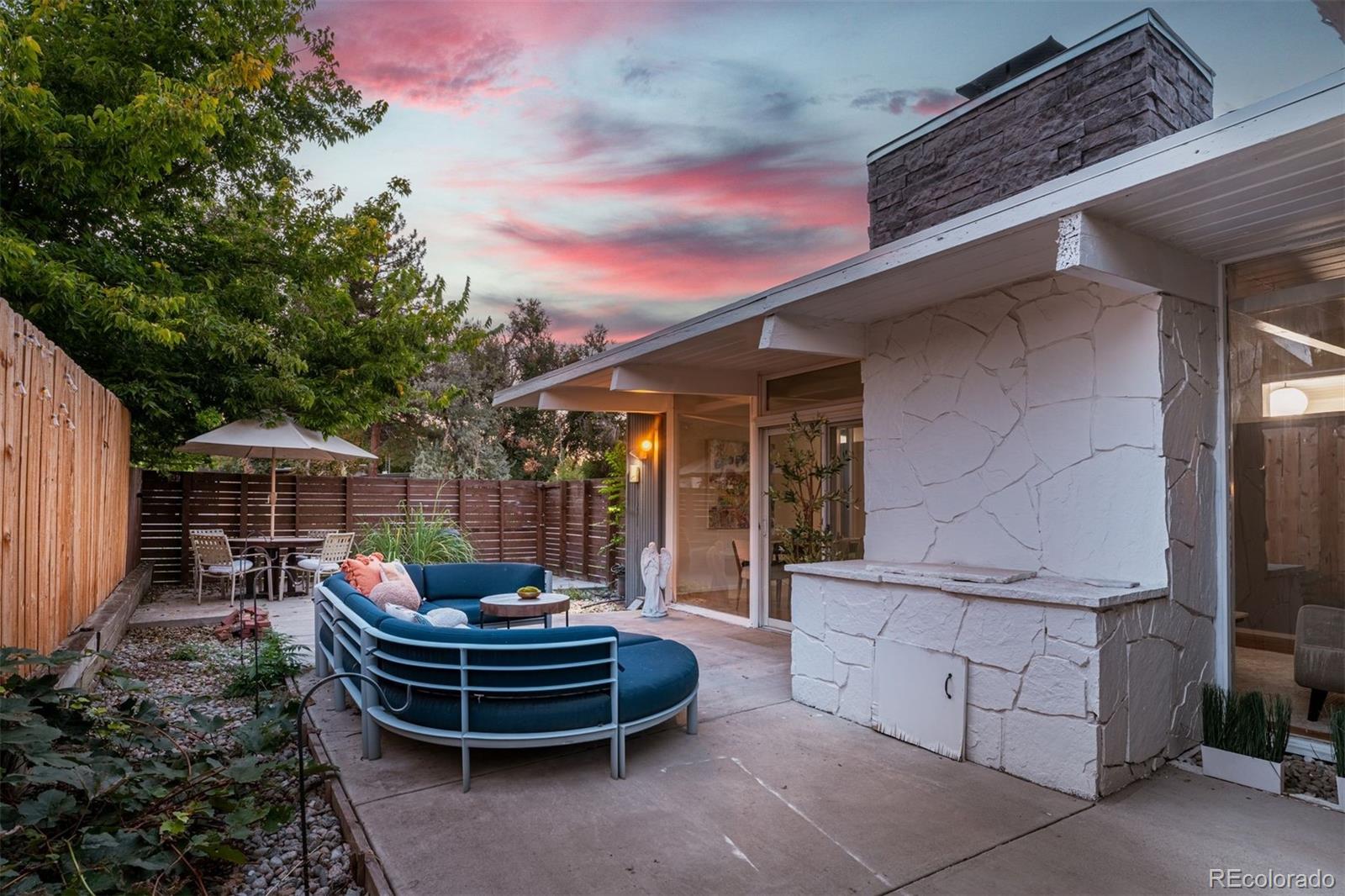 1458 S Fairfax Street