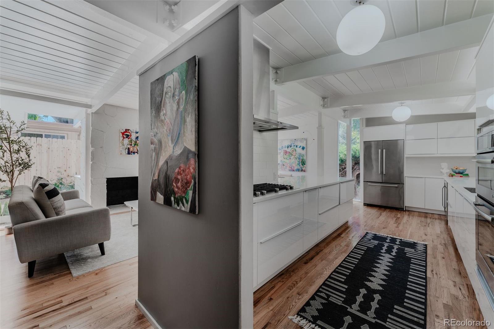 1458 S Fairfax Street