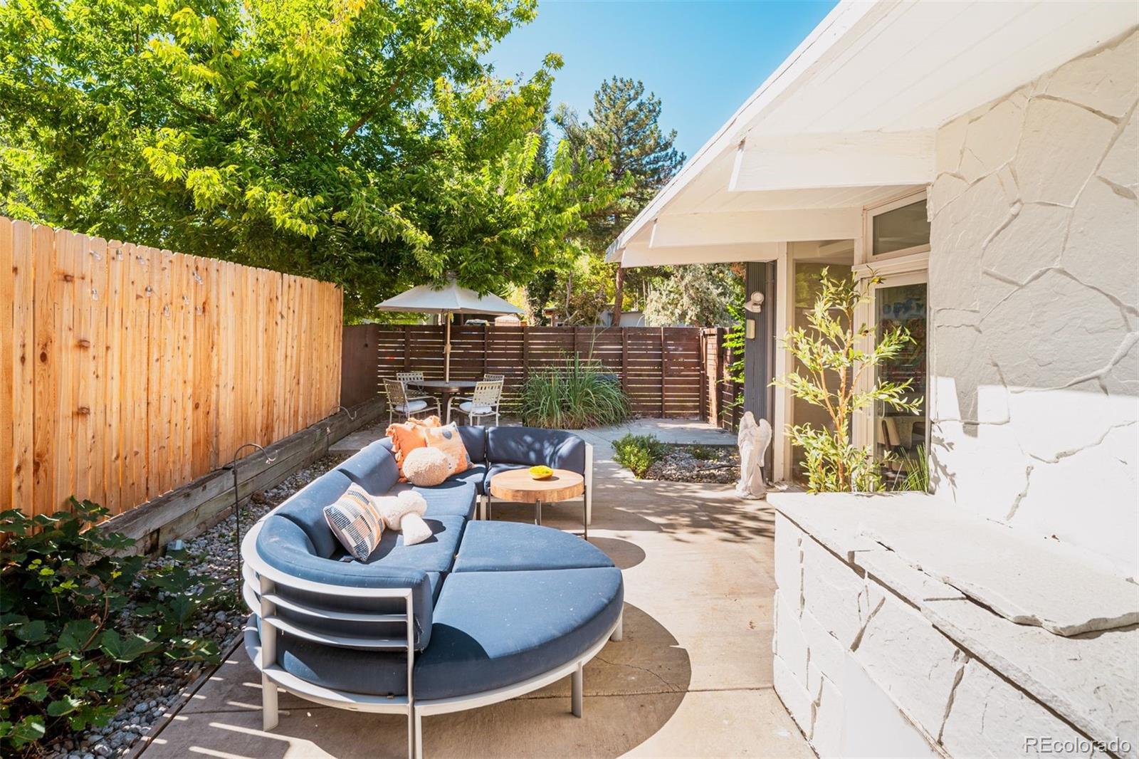 1458 S Fairfax Street