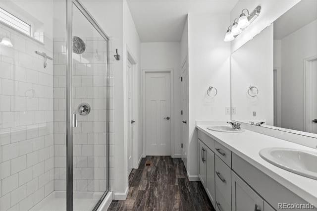 544 W 174th Place