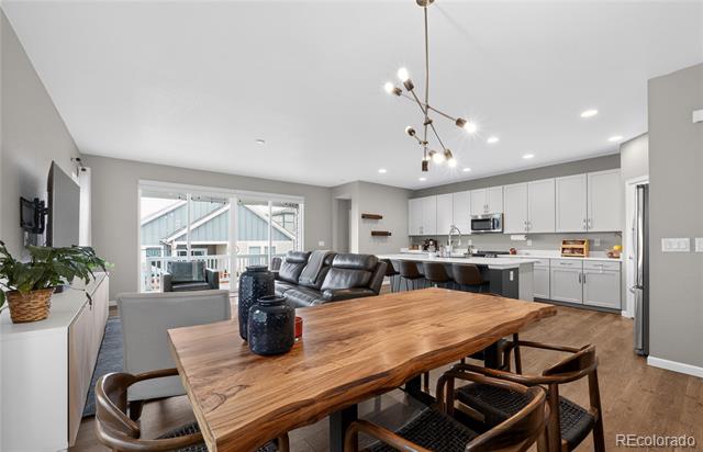 544 W 174th Place