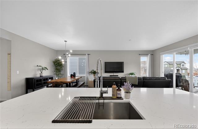 544 W 174th Place