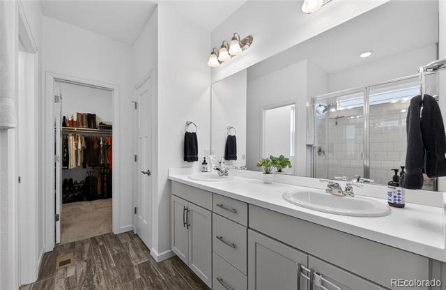 544 W 174th Place