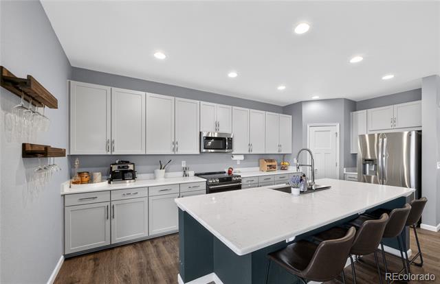 544 W 174th Place