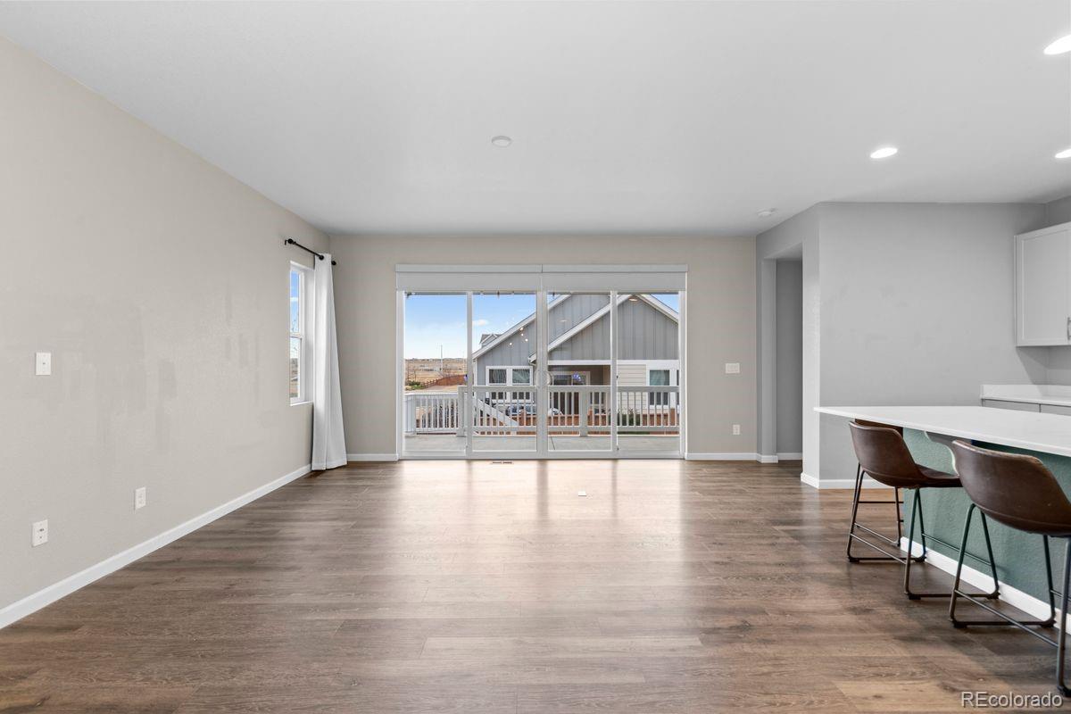 544 W 174th Place