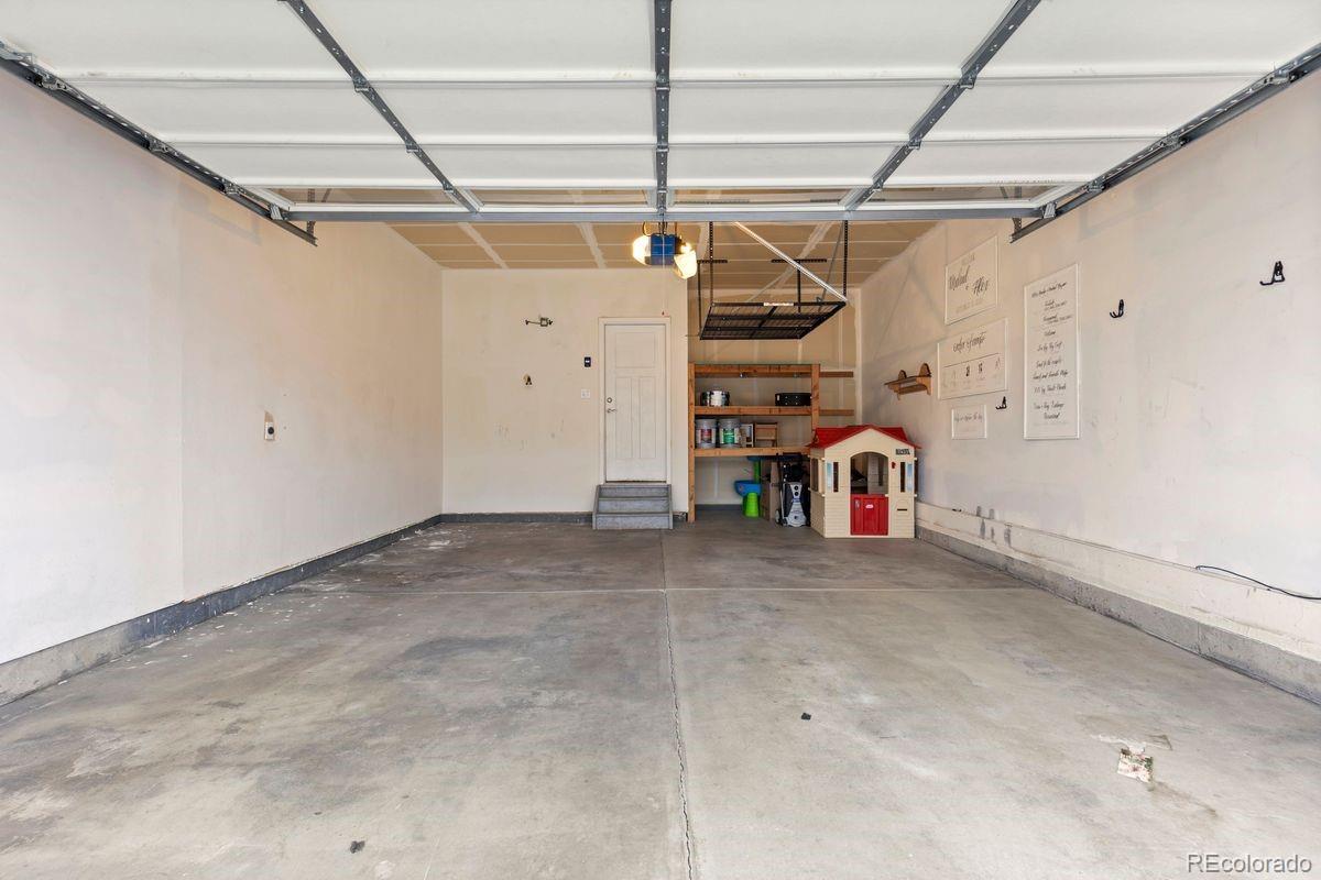 544 W 174th Place