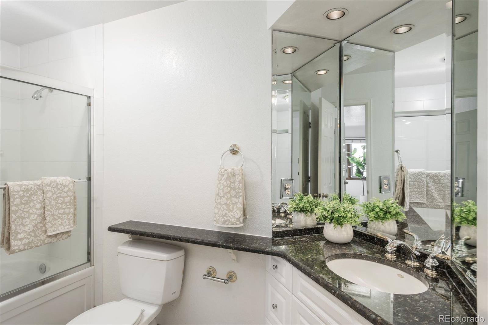 5263 Union Court Unit: 7