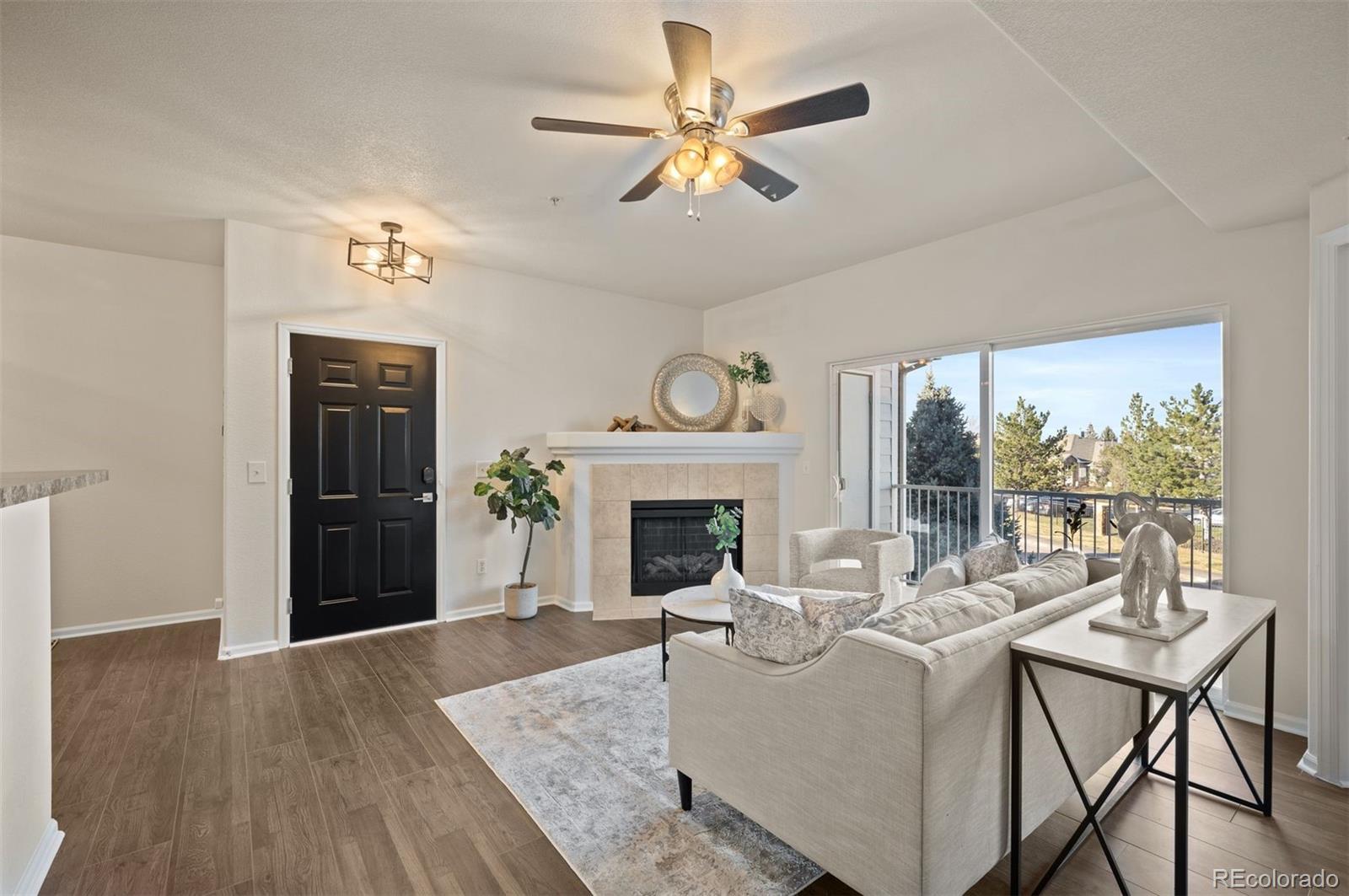 15700 E Jamison Drive Unit: 9-202