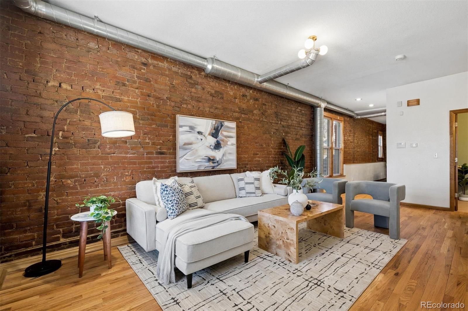126 Galapago Street