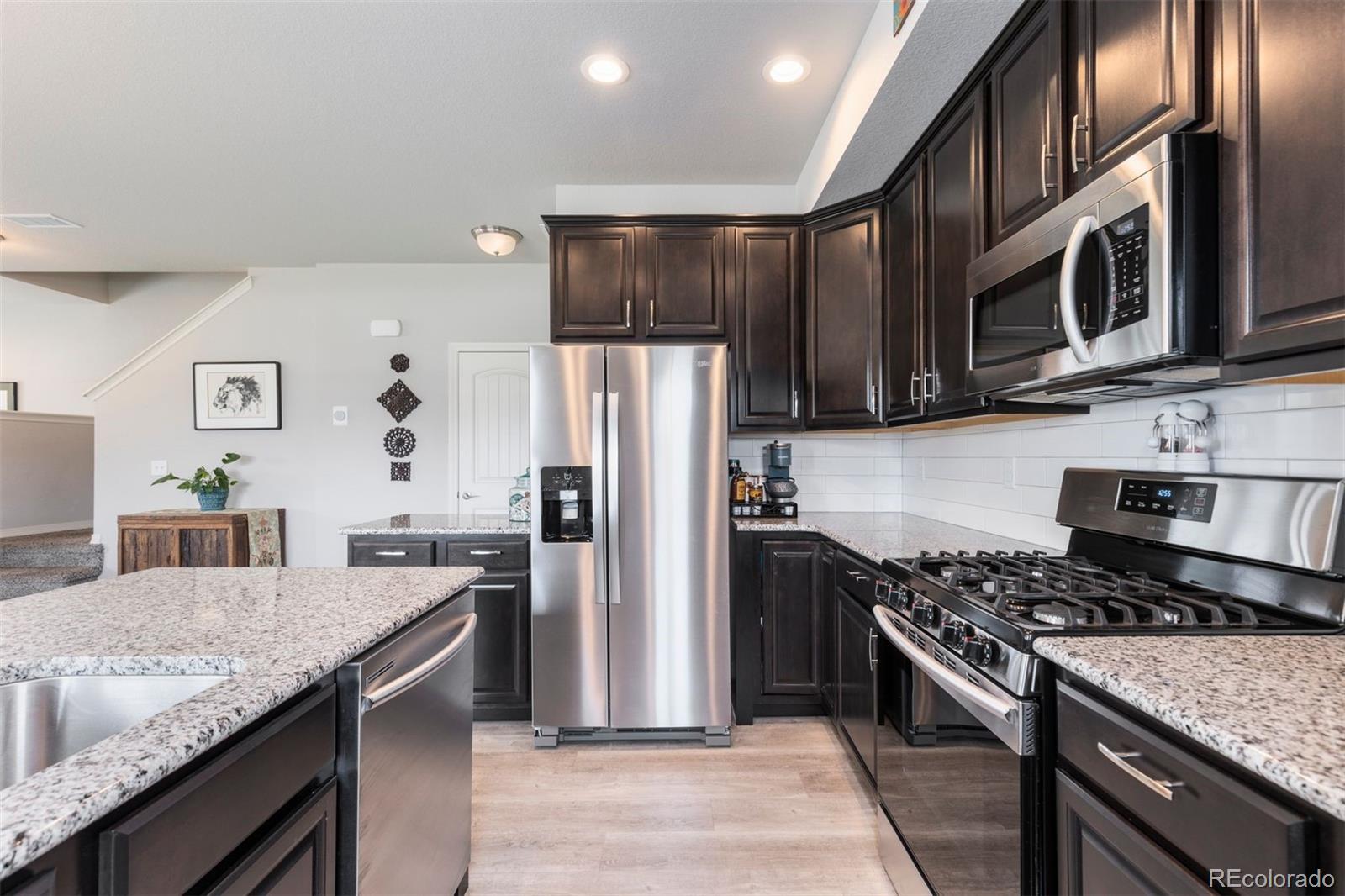 1689 Grand Avenue Unit: 7