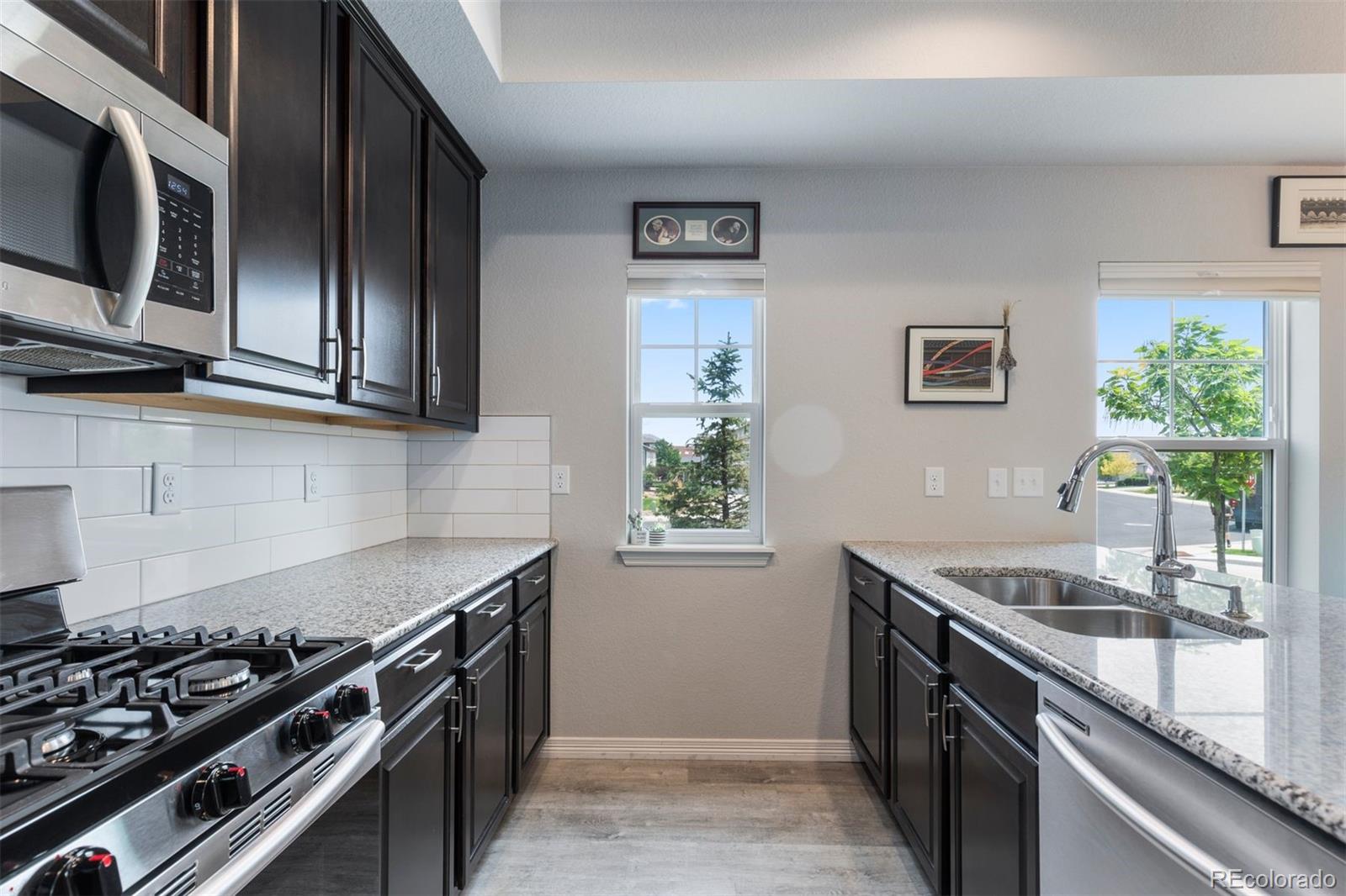 1689 Grand Avenue Unit: 7