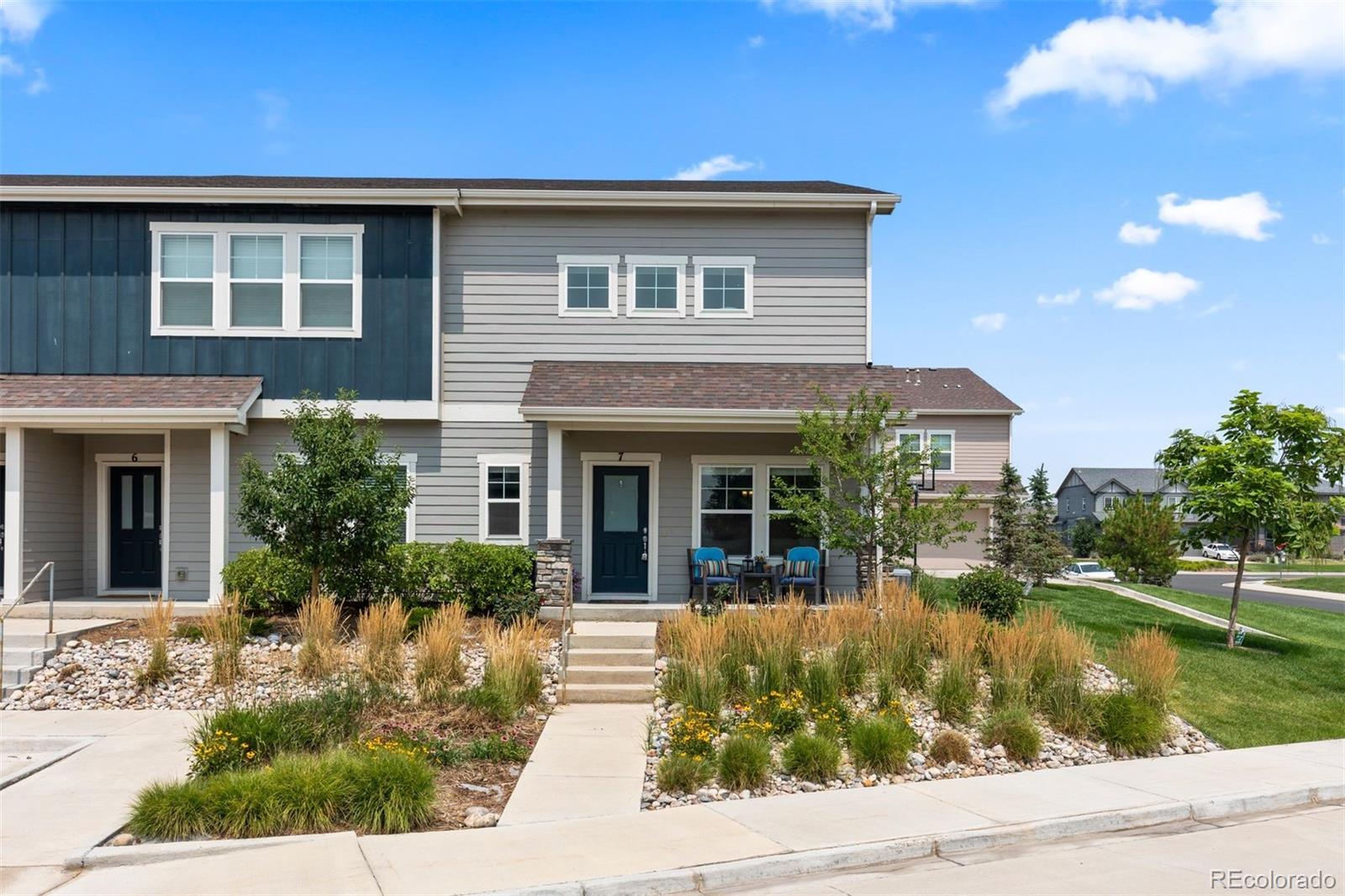 1689 Grand Avenue Unit: 7
