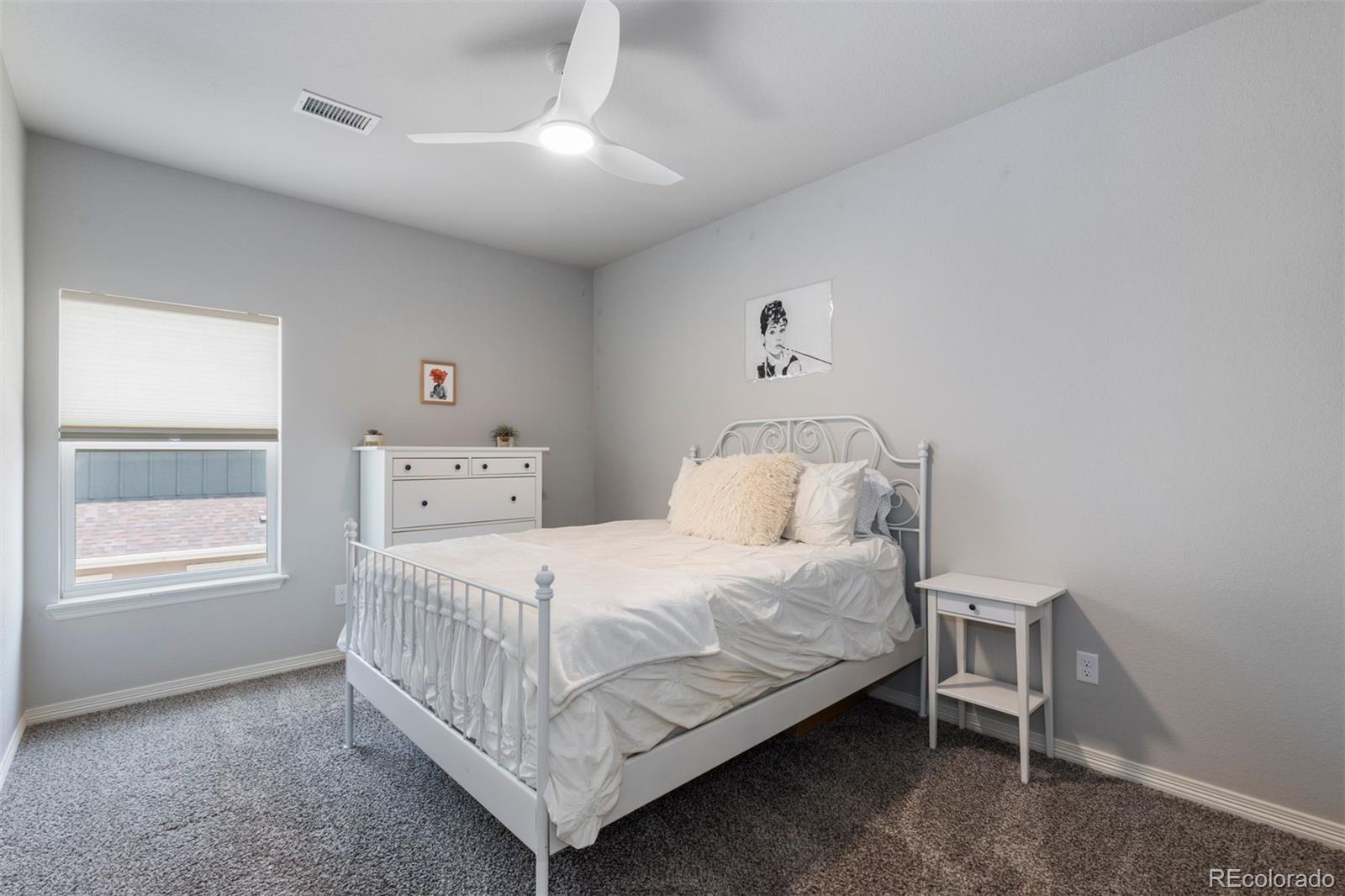 1689 Grand Avenue Unit: 7