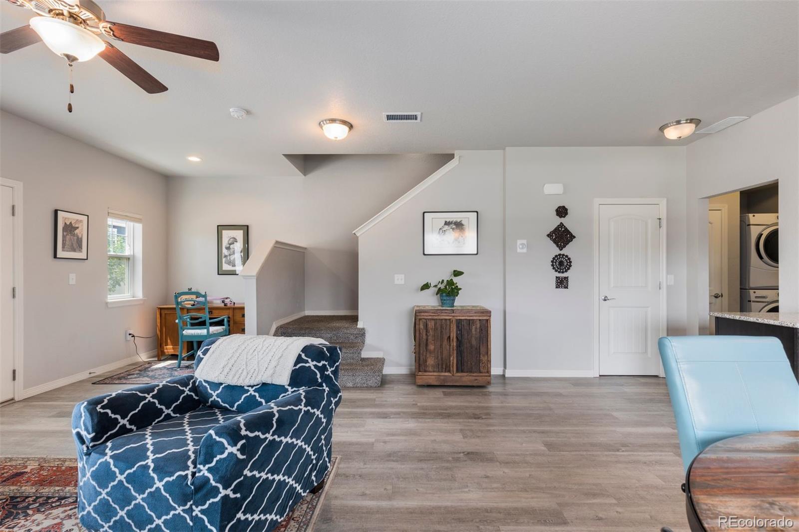 1689 Grand Avenue Unit: 7