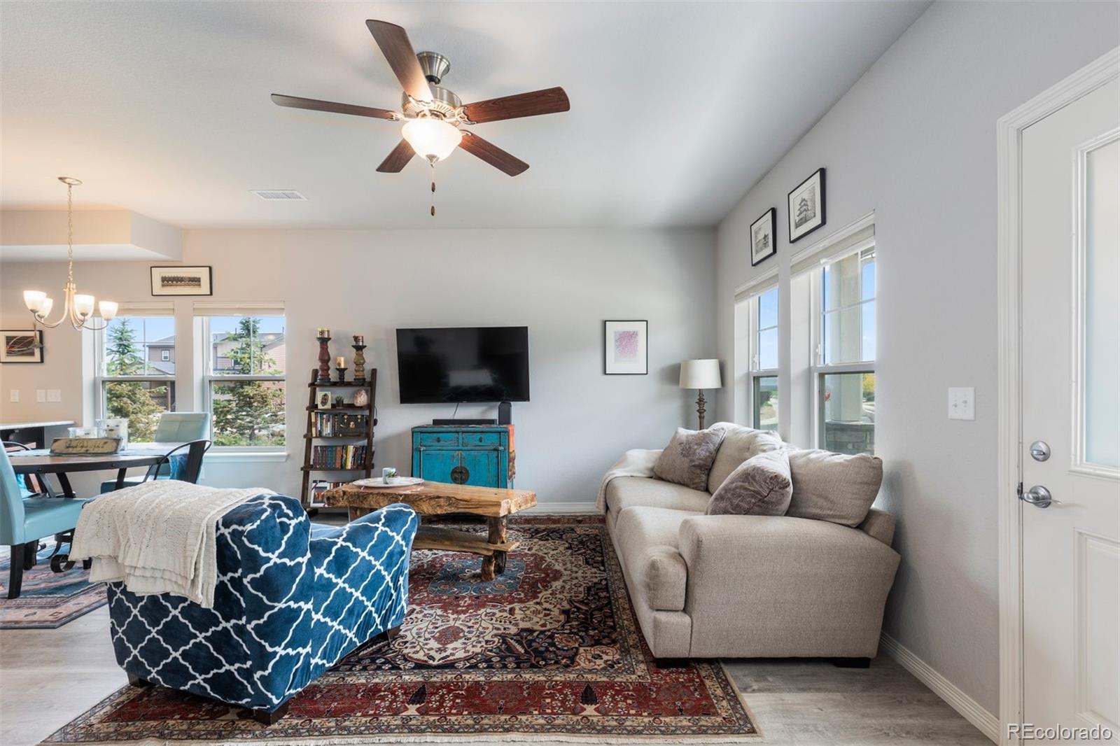 1689 Grand Avenue Unit: 7