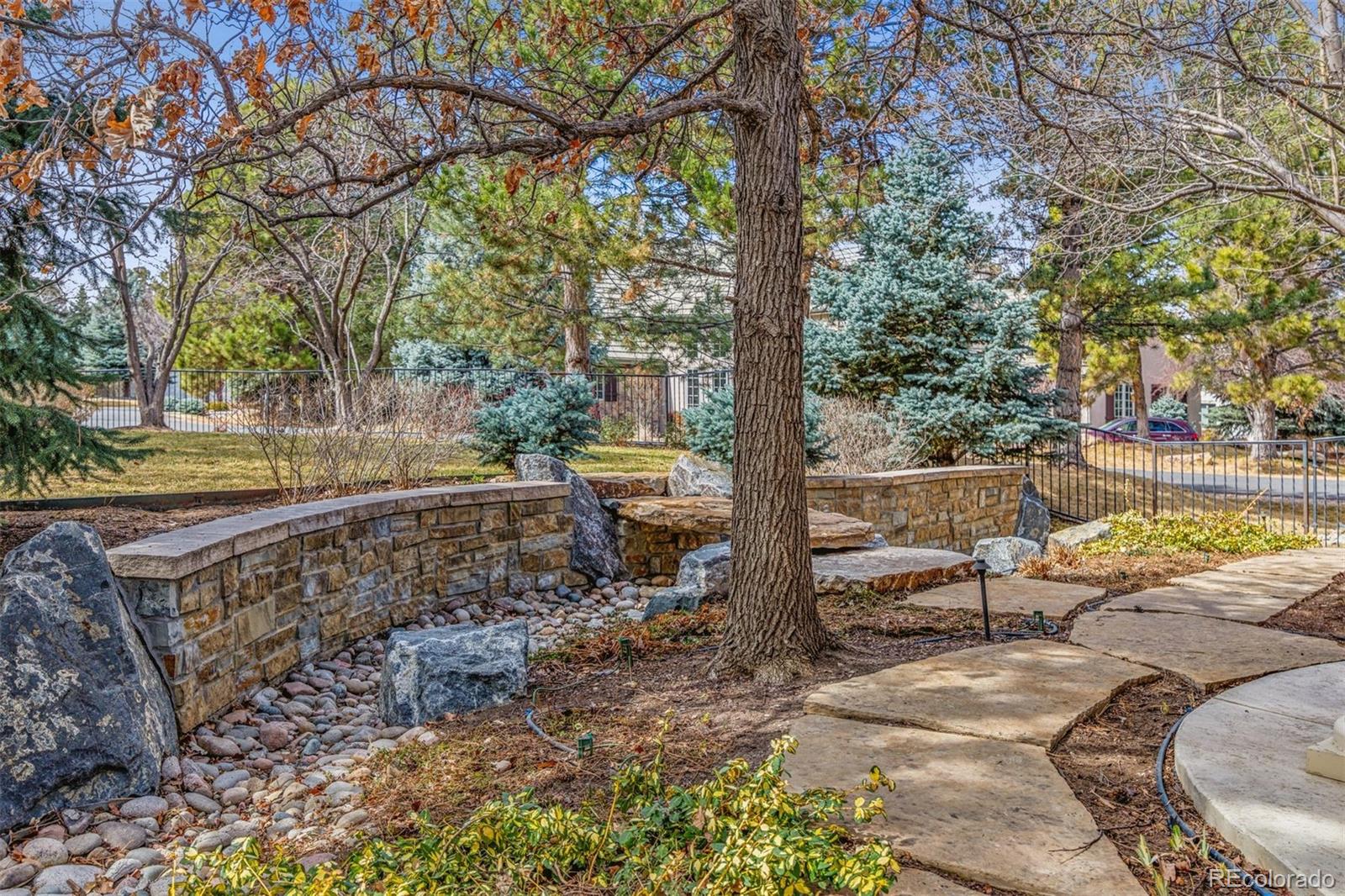 2 Foxtail Circle