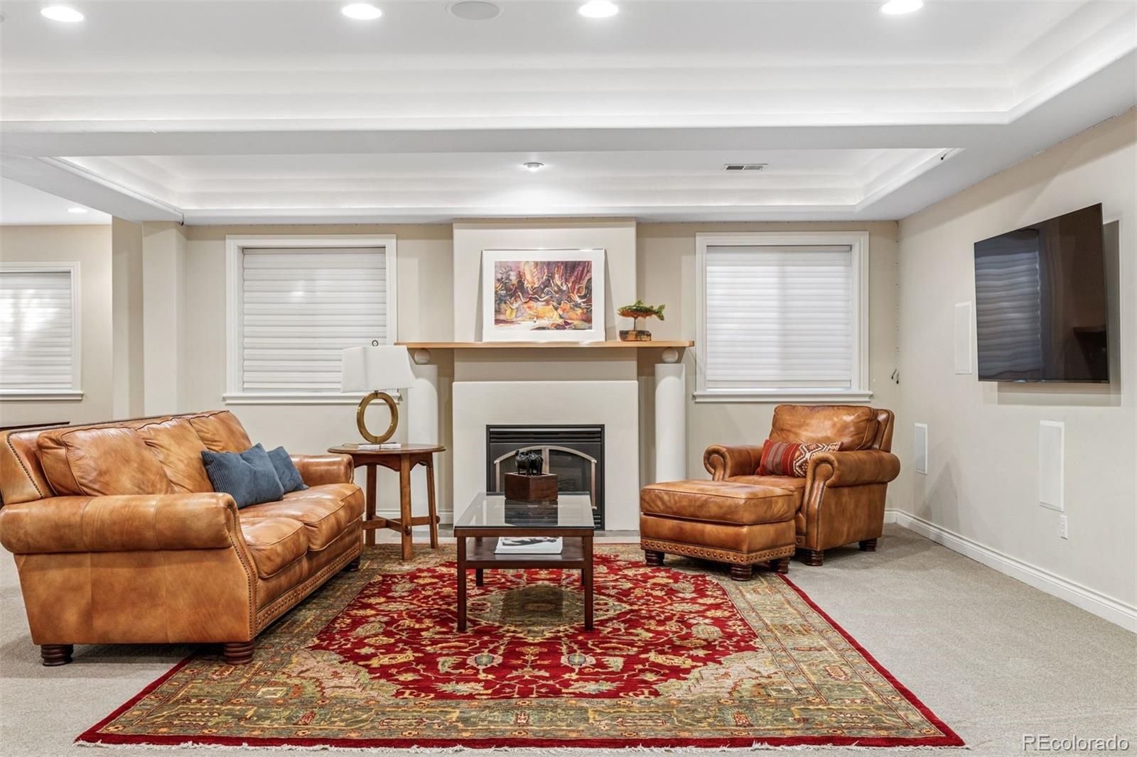 2 Foxtail Circle