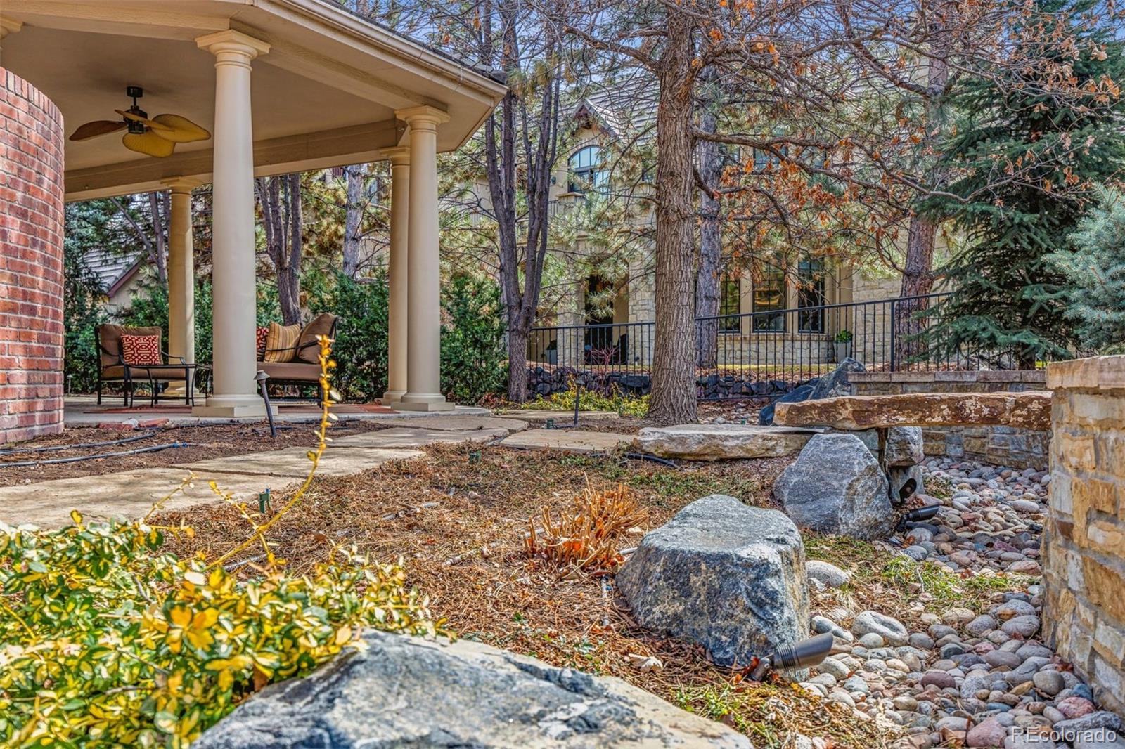 2 Foxtail Circle