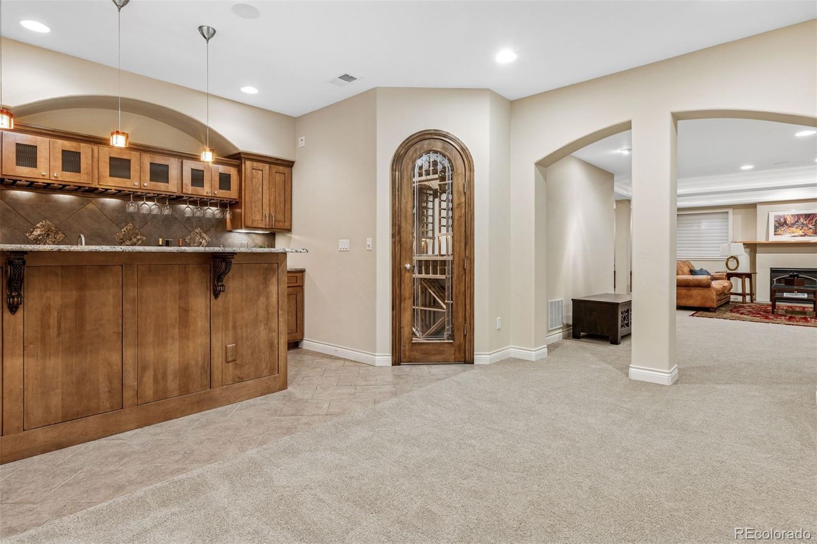 2 Foxtail Circle