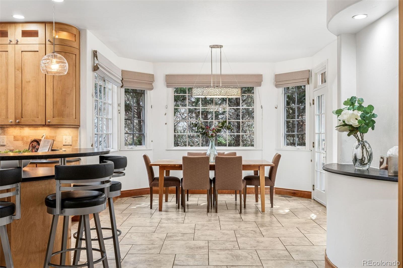 2 Foxtail Circle