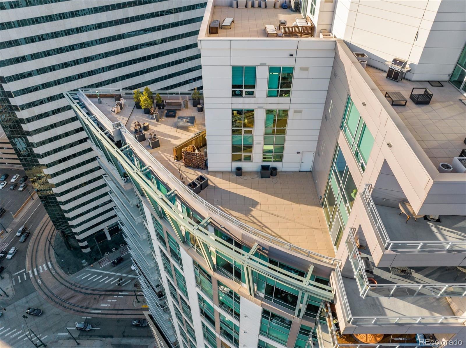 2001 Lincoln Street Unit: 2524