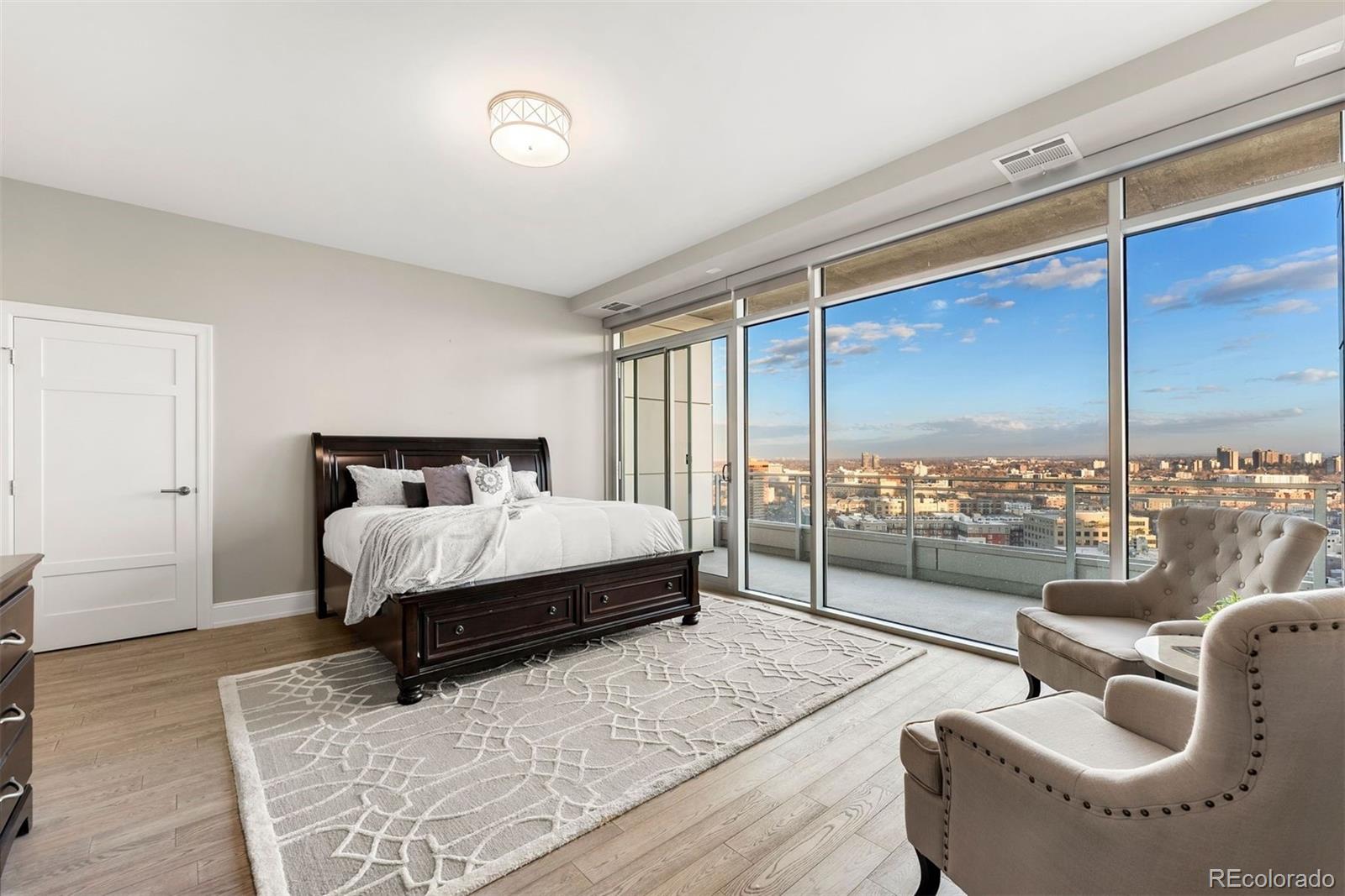 2001 Lincoln Street Unit: 2524