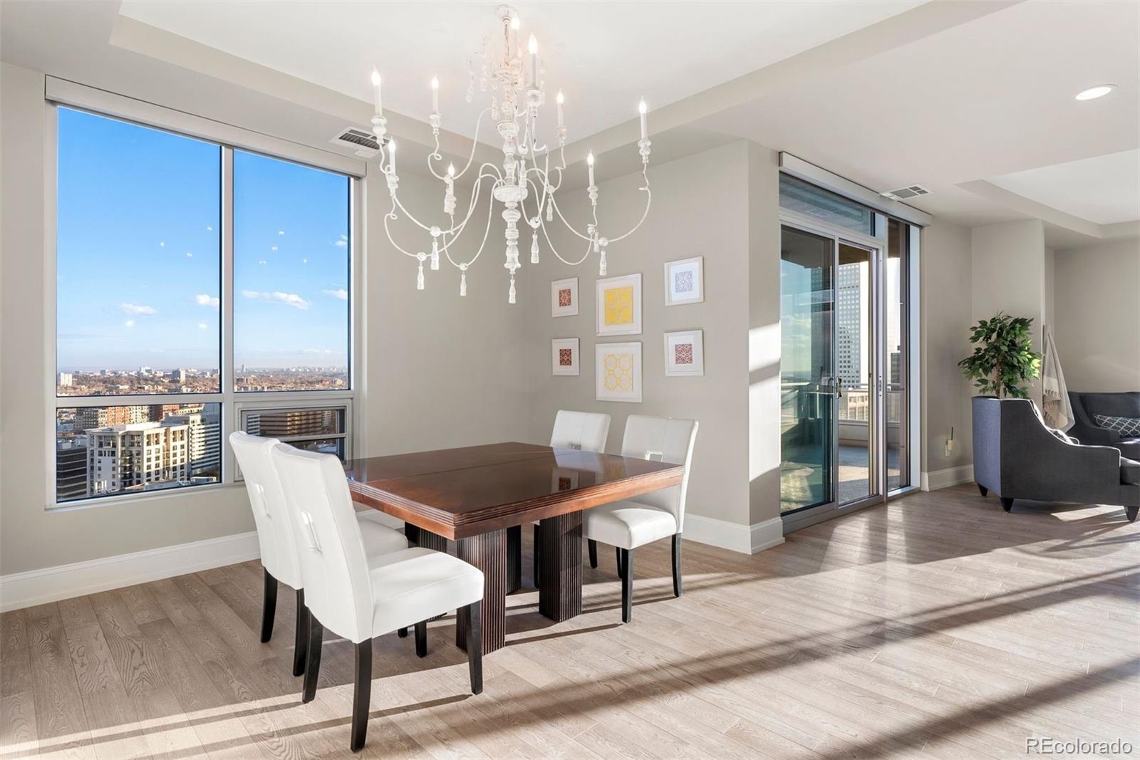 2001 Lincoln Street Unit: 2524