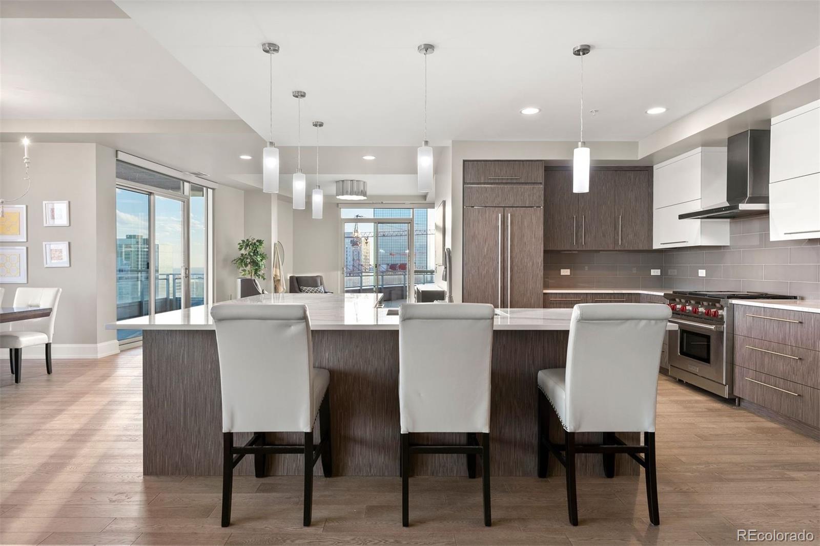 2001 Lincoln Street Unit: 2524