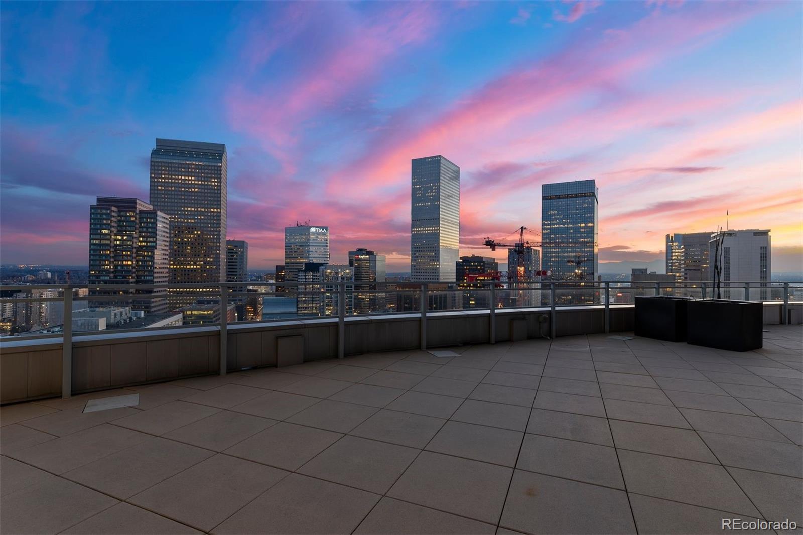 2001 Lincoln Street Unit: 2524