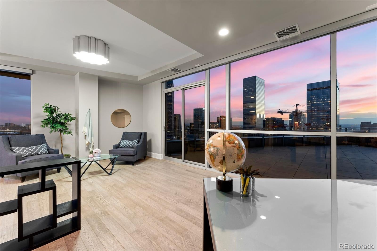 2001 Lincoln Street Unit: 2524