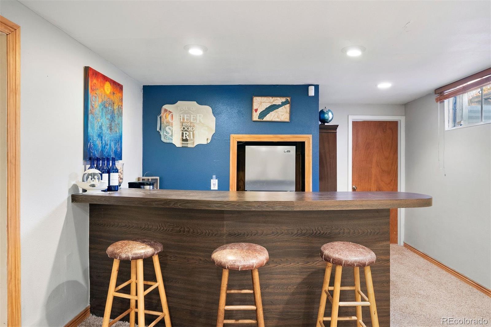 7216 S Lincoln Way