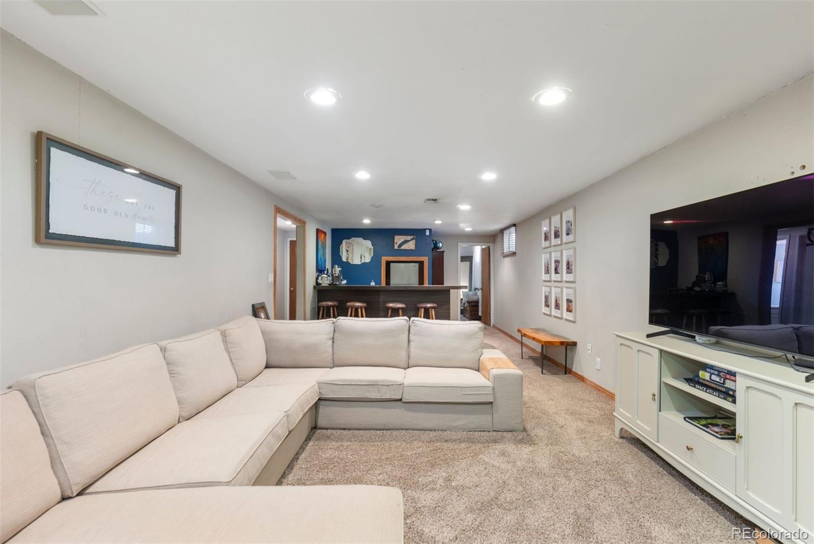 7216 S Lincoln Way
