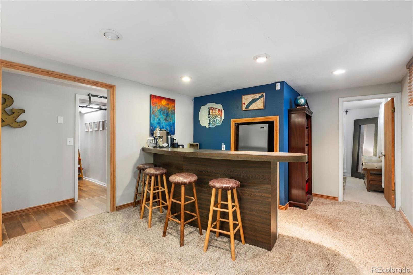 7216 S Lincoln Way