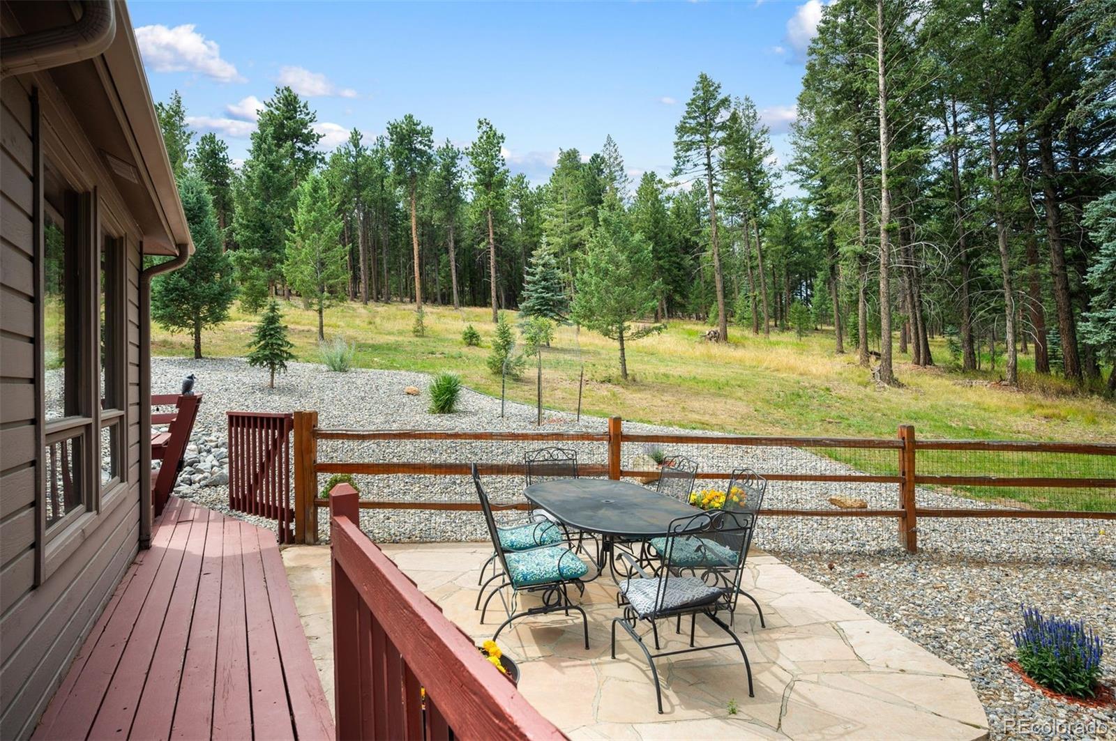7576 Heartsease Way