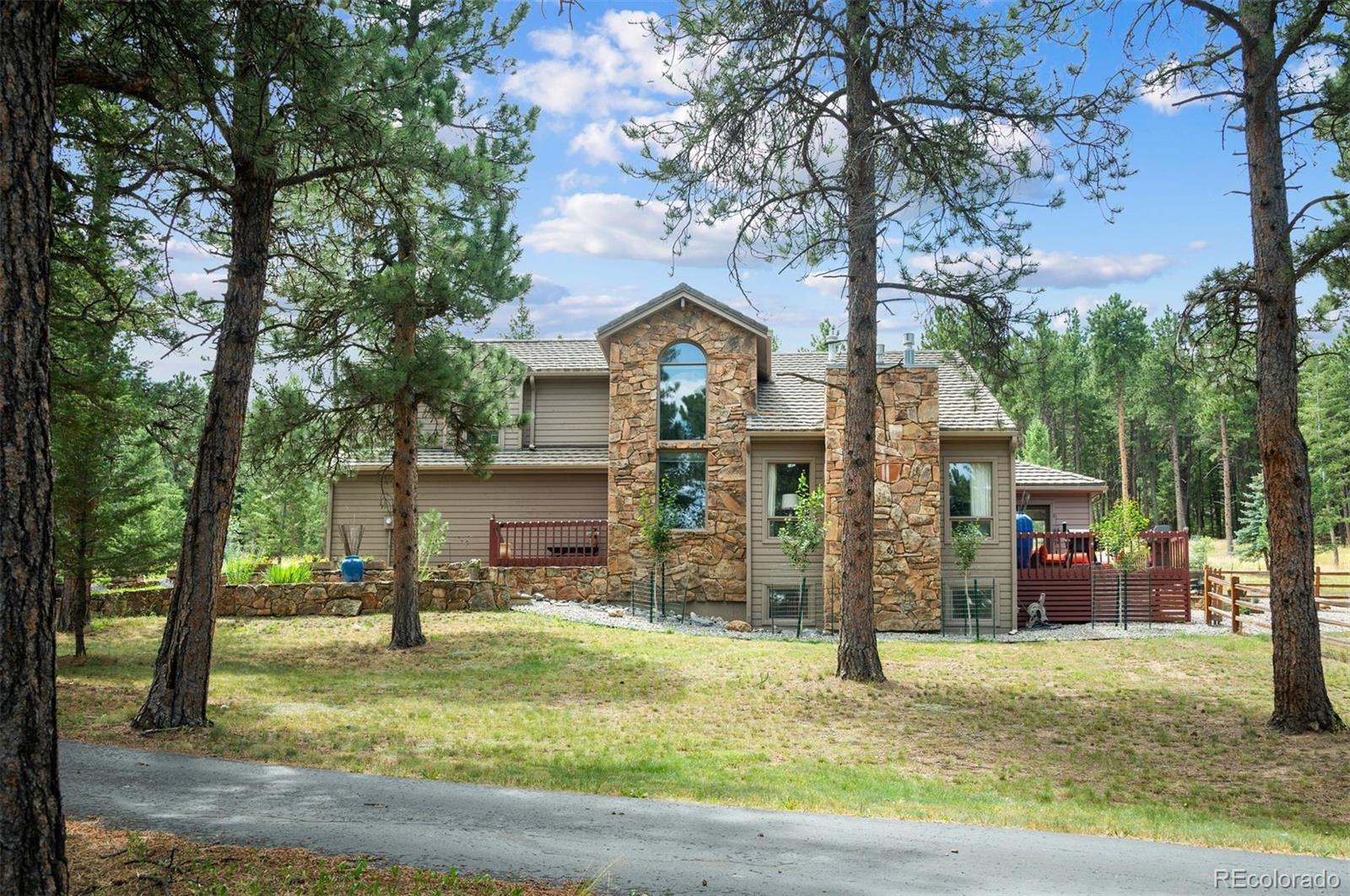 7576 Heartsease Way