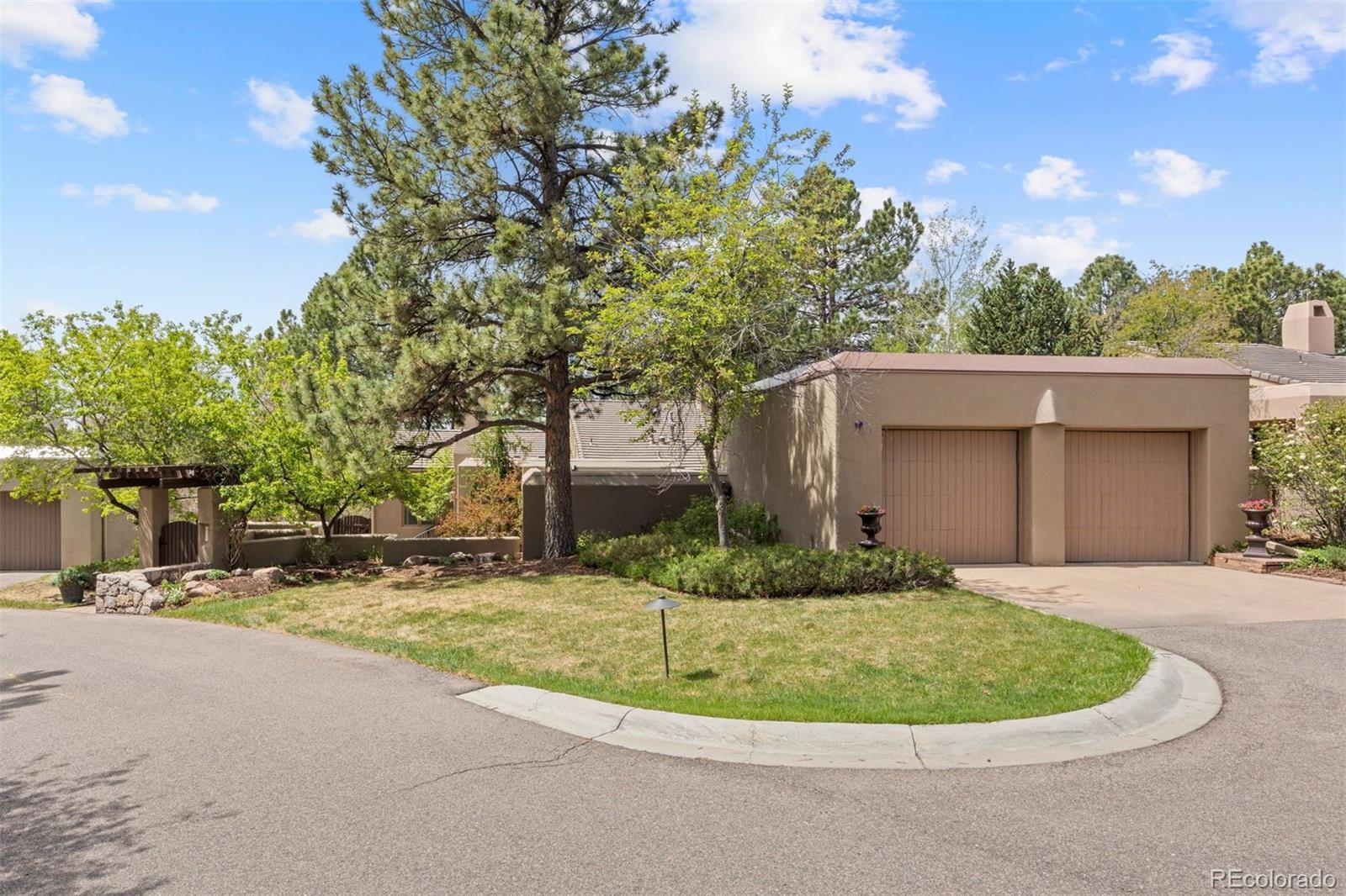 2237 Ridge Plaza Drive