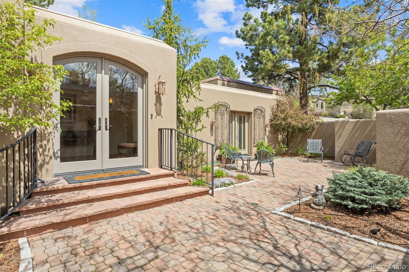 2237 Ridge Plaza Drive