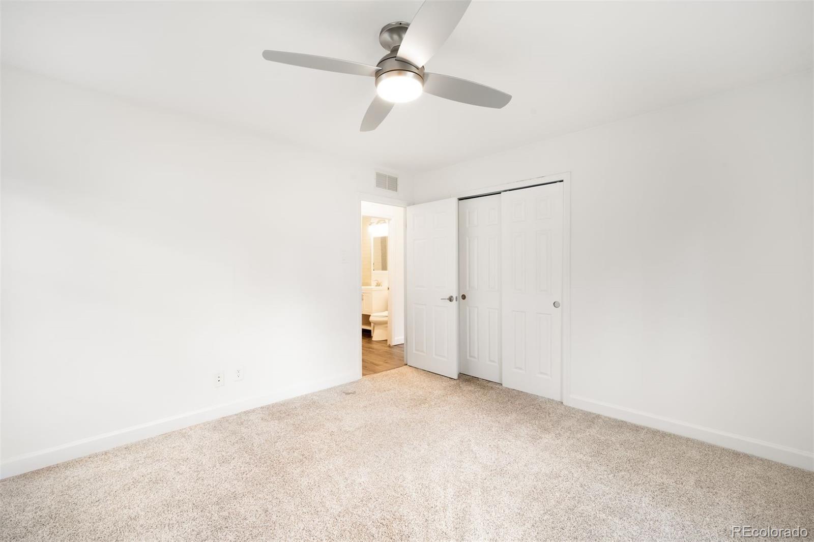 3215 S Fairfax Street